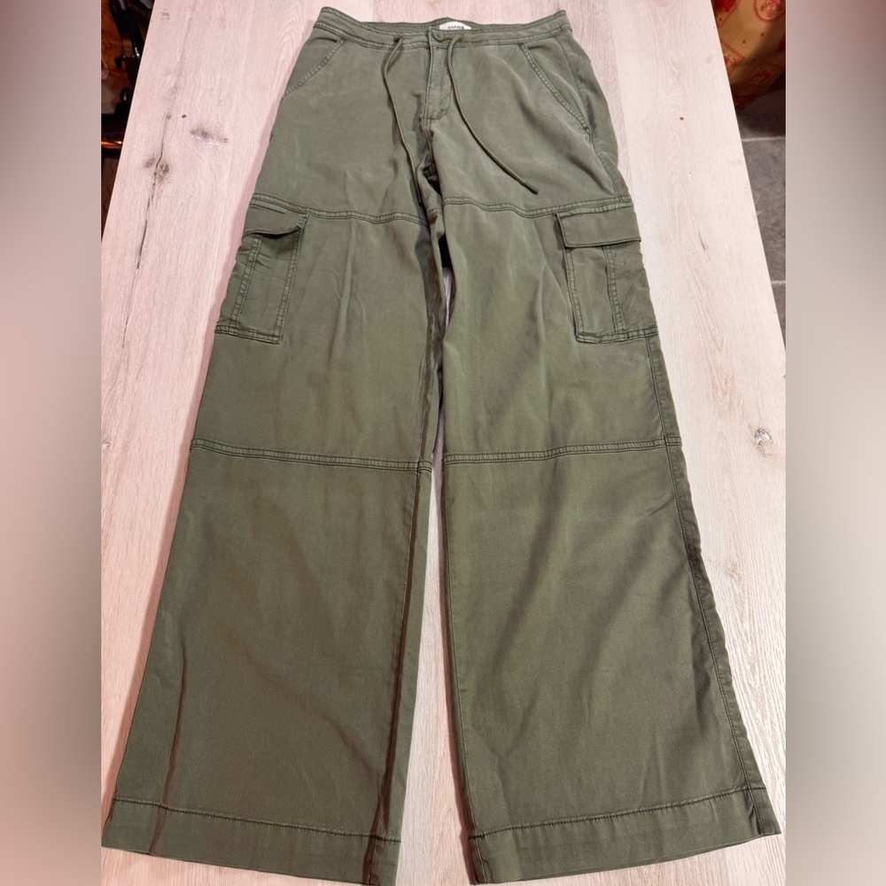 NWT Garage Lucy Fluid Cargo Pant in Python Green, Size 3 - Picture 1 of 10